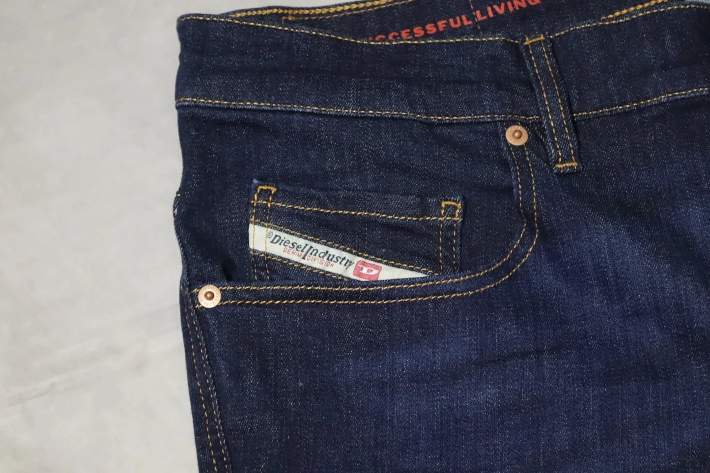 Diesel Men's Diesel D-Vocs Bootcut Jeans BNWT RARE