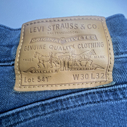 Levi’s 541 Premium Athletic Taper Fit Stretch Jeans Men’s Gray Blue Denim