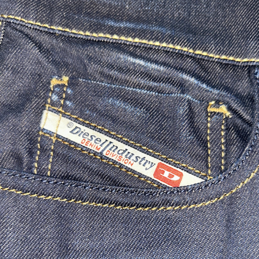 BNWT Diesel - Mens Slim Fit Dark Blue Stretch Denim Jeans D-Strukt