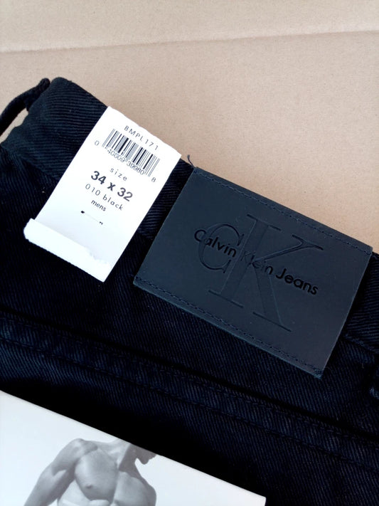 NWT CALVIN KLEIN Mens Easy Fit Cotton Denim Jeans